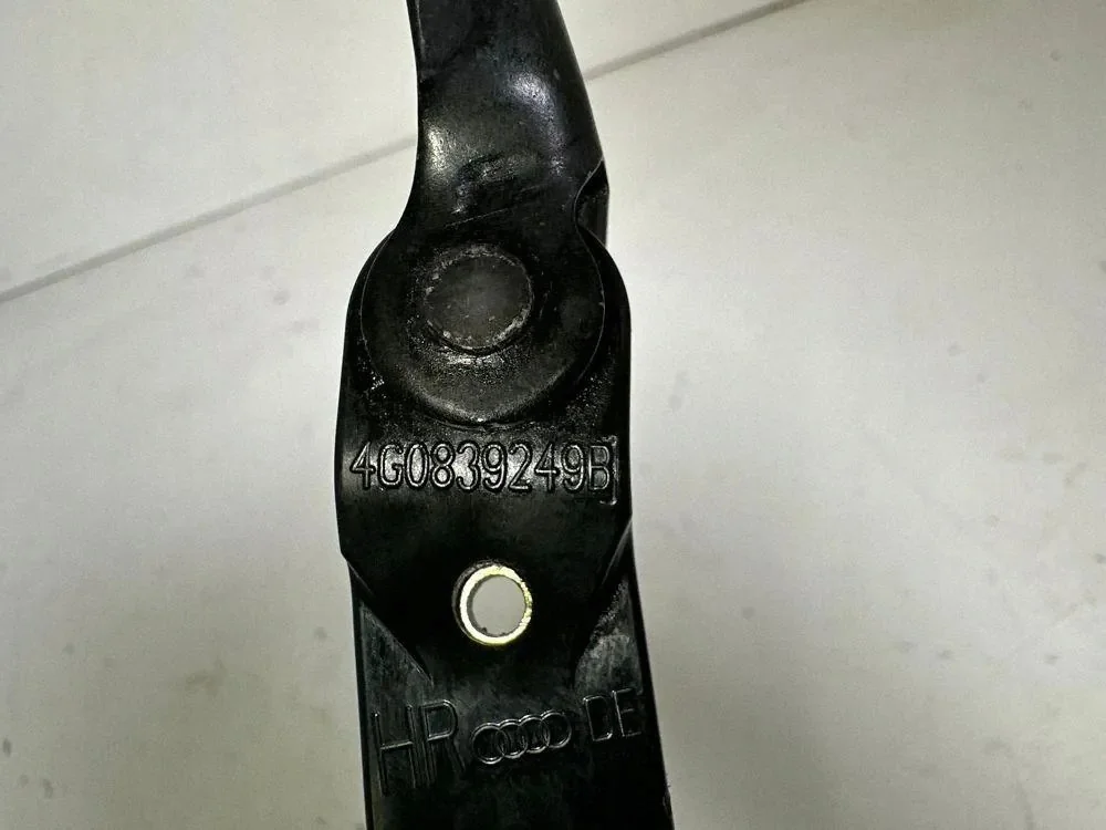 Audi A6 C7 Türstopper hinten 4G0839249B image 10