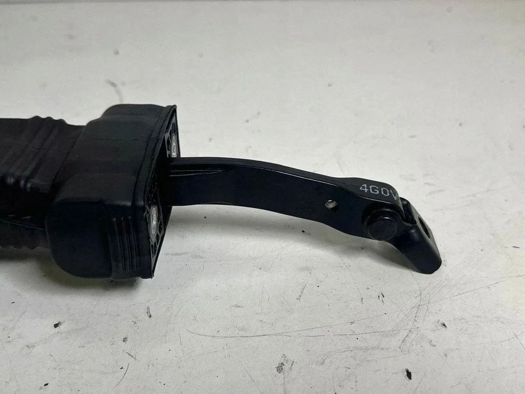 Butée de porte Audi A6 4G0837267 avant gauche image 4
