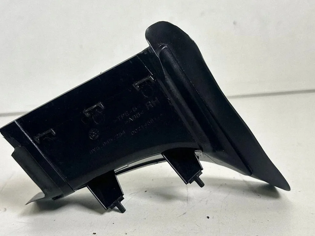 Audi A3 8Y Rückleuchtenleiste 8Y5945254 image 8