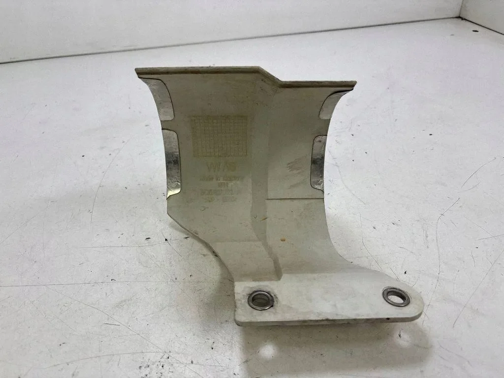 Audi A3 S3 8V 5Q0407721A Compartimento Motor image 5