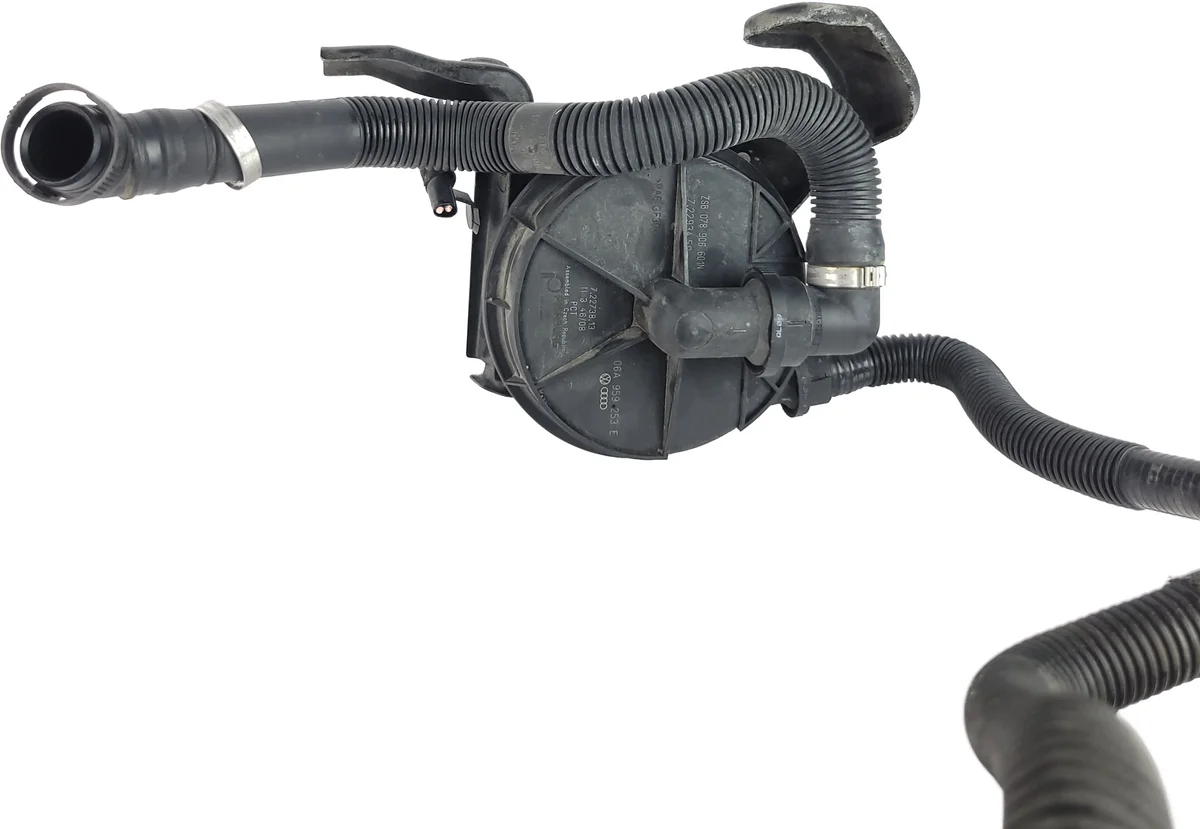 Audi A6 C6 3.0 TFSI Pompe Air Secondaire image 3