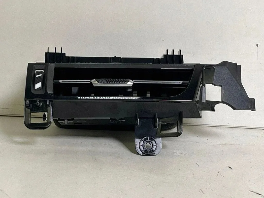 BMW G23/G83 ilmastointisuutin 9483382