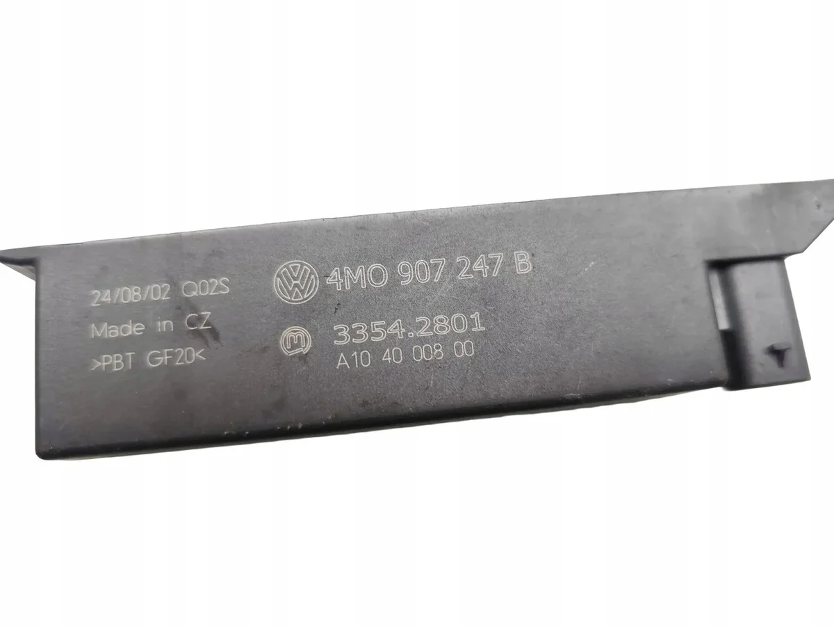 Porsche Taycan Antena Interna 4MO907247B image 8