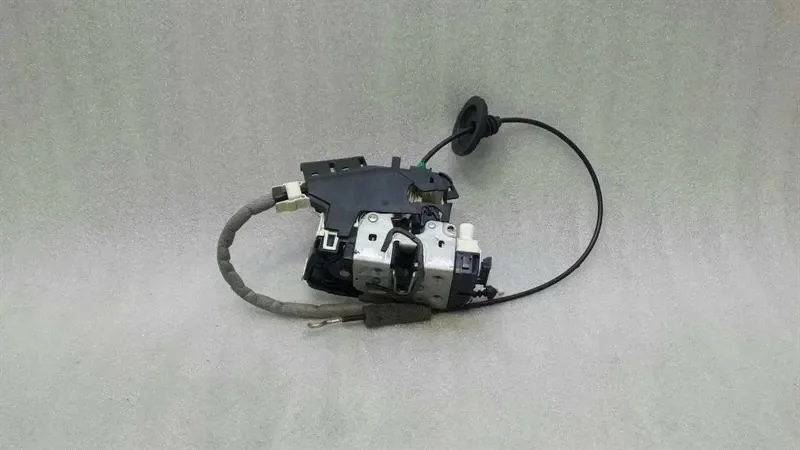 Rechter Deurslot Mercedes E Klasse W207 A2047202435
