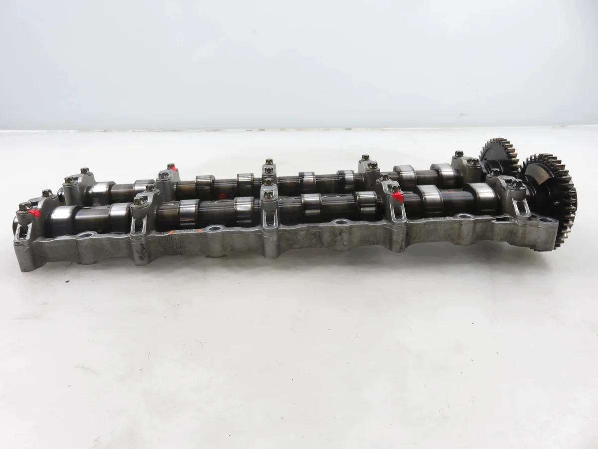 BMW 1 E87 N47 D20 A Nockenwellen image 5