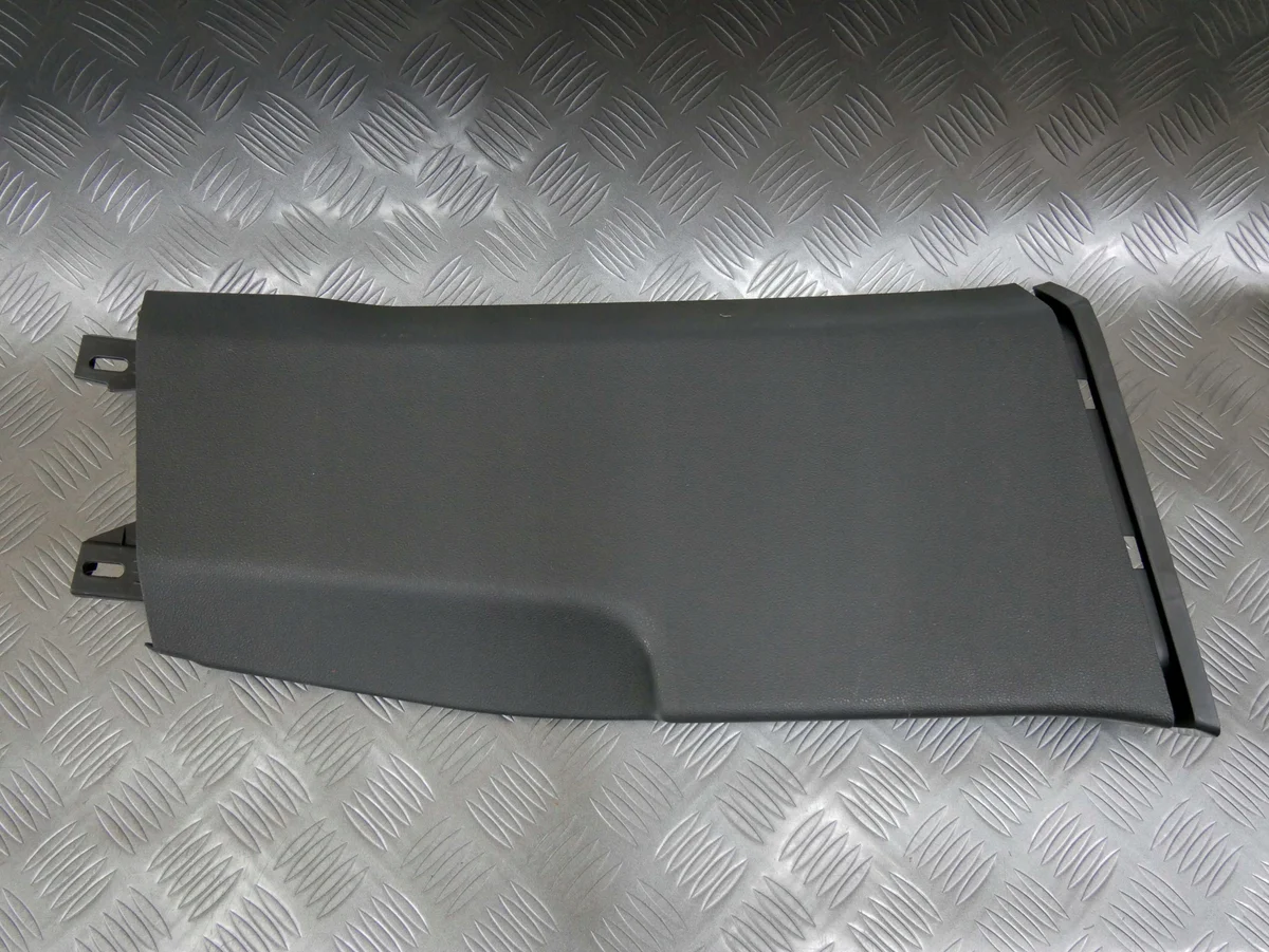 Audi Q7 4L Mittelpfostenverkleidung rechts grau image 3