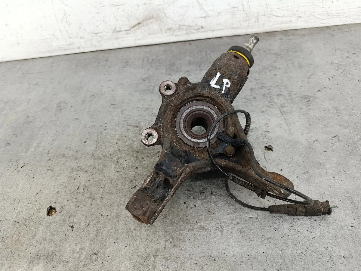 Achsschenkel Citroën C4 II 1.6 VTI links vorne image 3