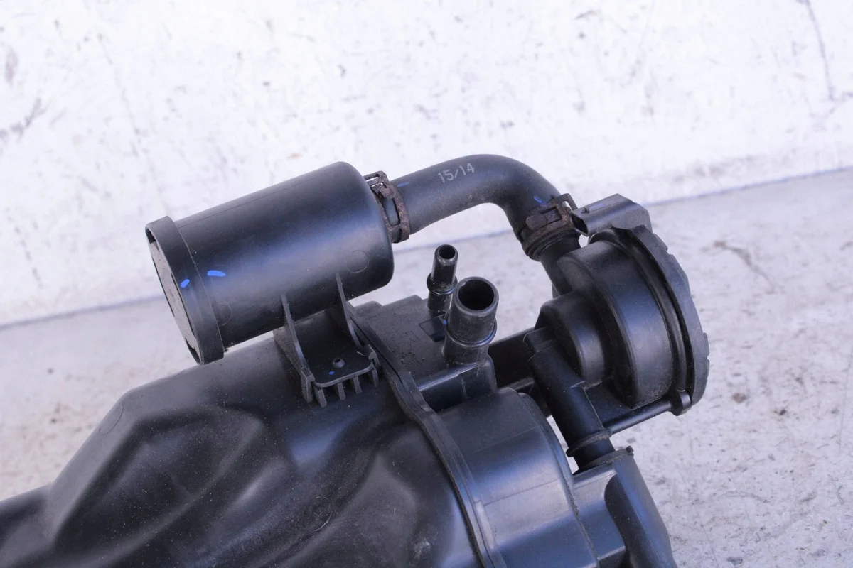 Audi A3 S3 8V Aktivkohlefilter 5Q0201797 image 7