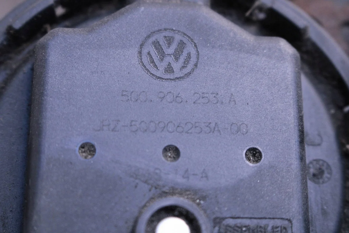 Audi A3 S3 8V Aktivkohlefilter 5Q0201797 image 9