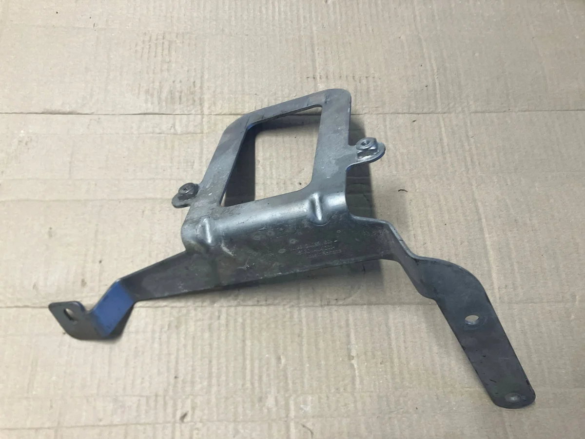 Volkswagen Crafter 2023 Motorruimte Deel 2N0971804A image 3