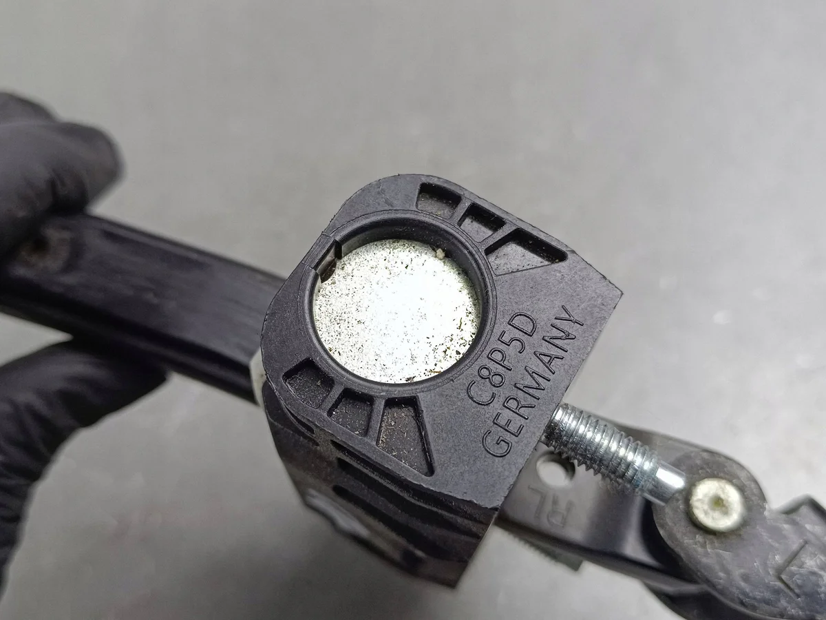 Volvo XC90 Deurstops Achter FOB67044 image 3