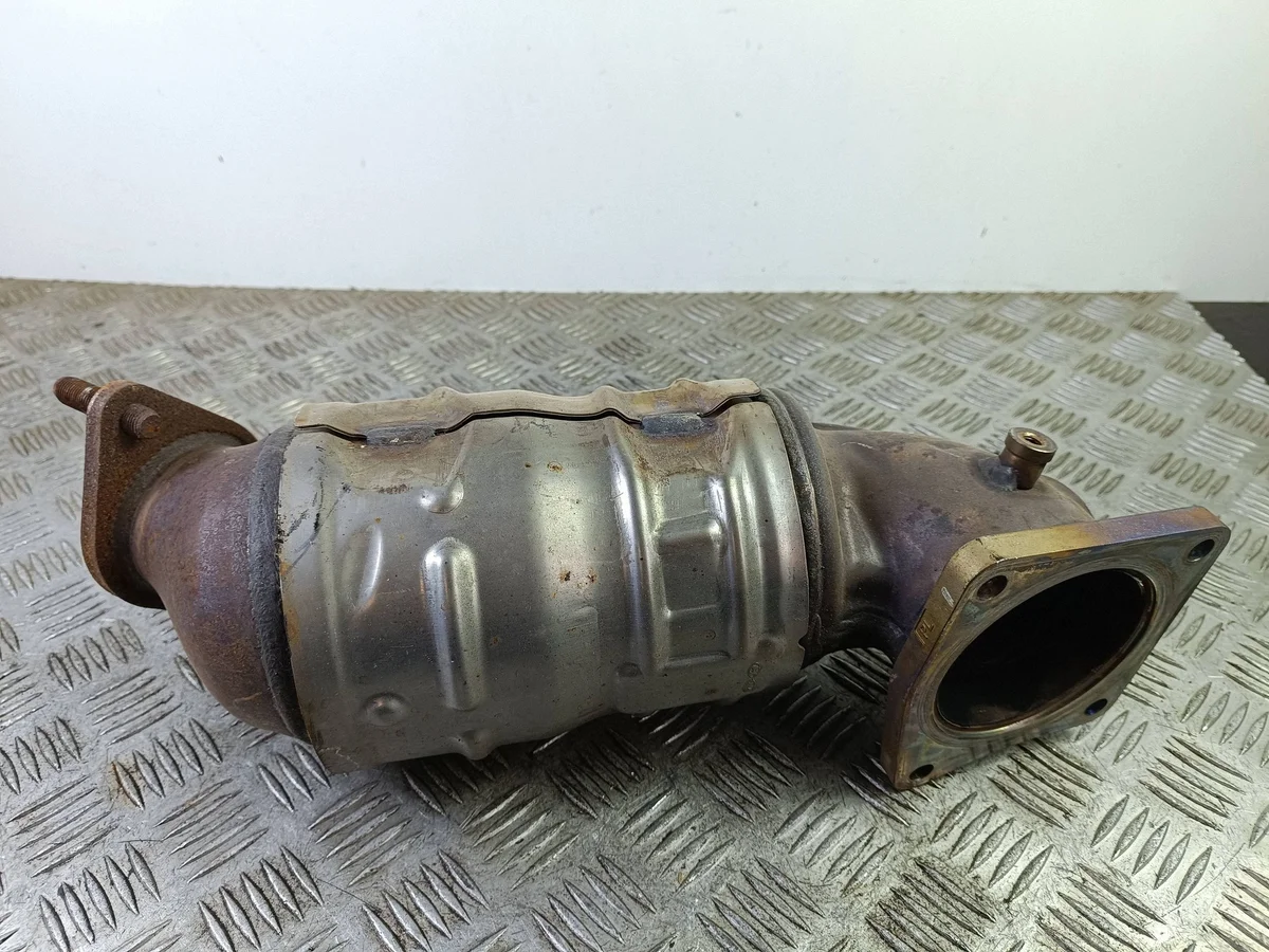 Genesis G70 Katalysator/DPF 2022 FOB67083