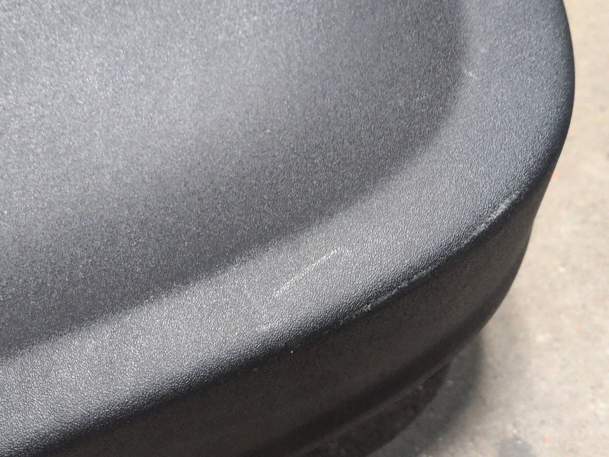 Plastico Maletero Polestar 2 OEM 31693095 image 4