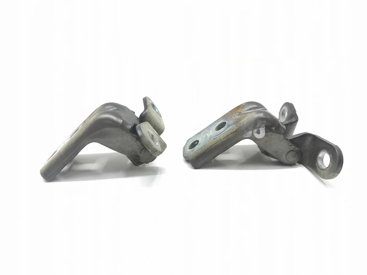 Kia Sorento 2012 Cerniere Porta Ant. A046057 thumbnail 1