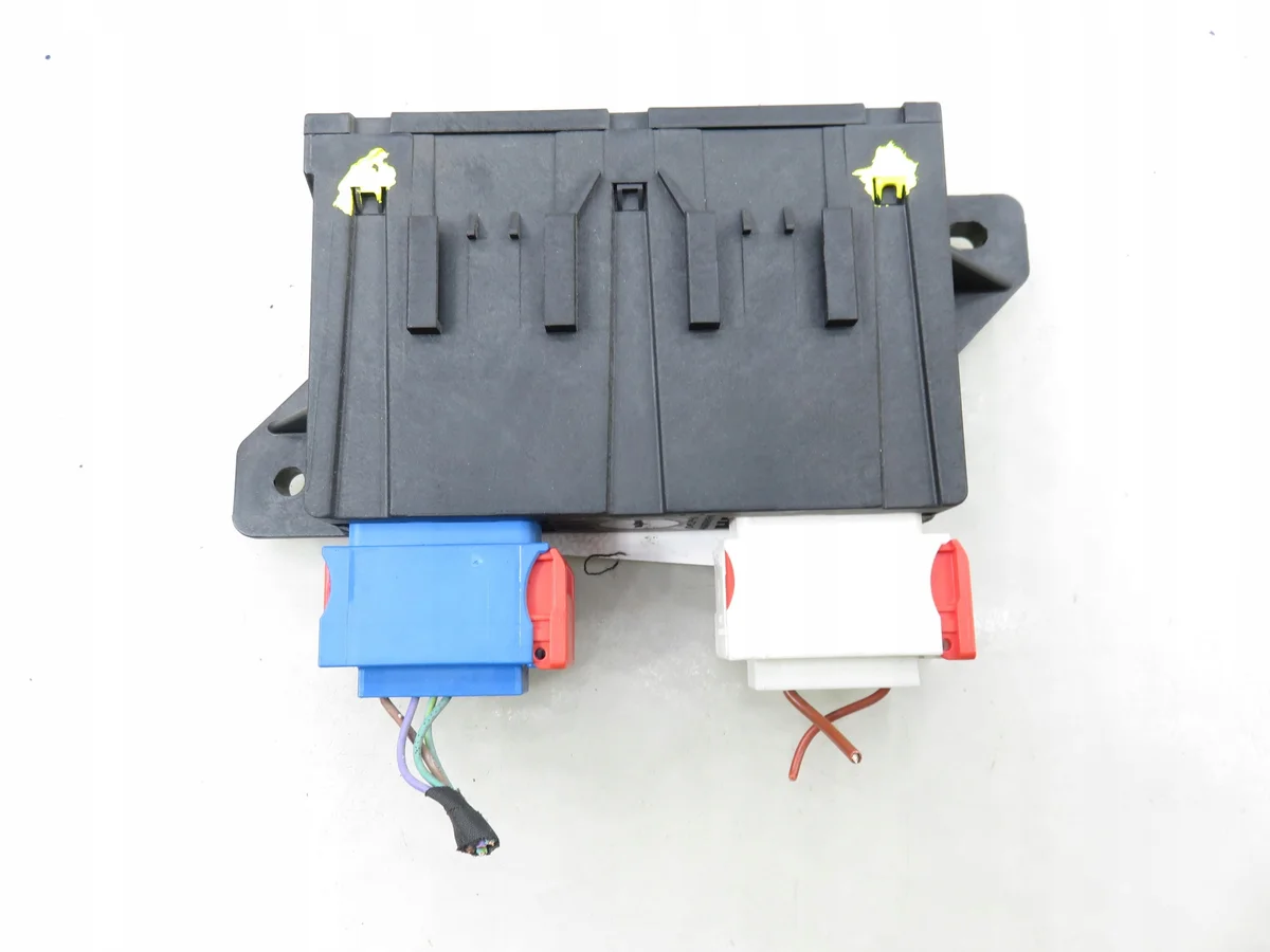 Módulo de puerta Peugeot 208 M1122220-9800559580