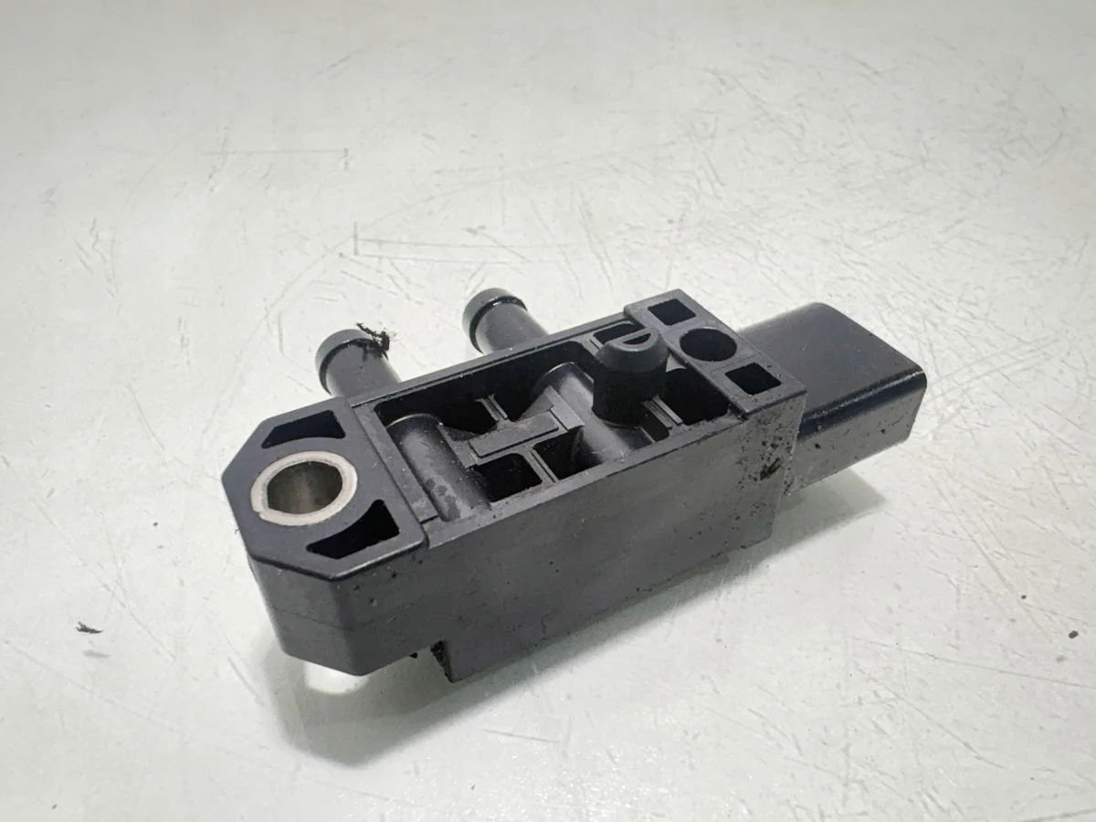 Seat Leon 5F Abgasdrucksensor 03N906051B thumbnail 3