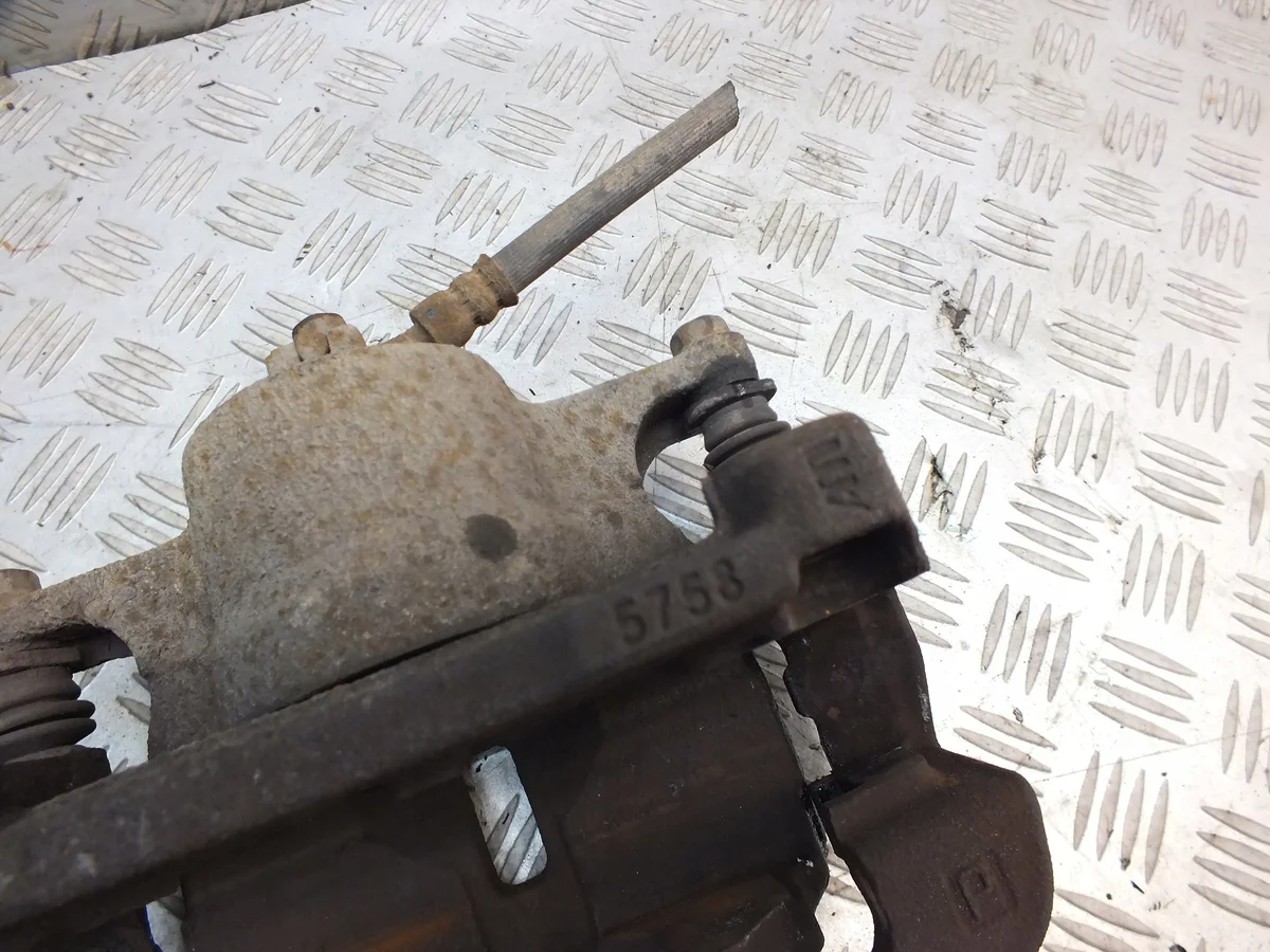Nissan Qashqai J11 Bremssattel vorne links thumbnail 8