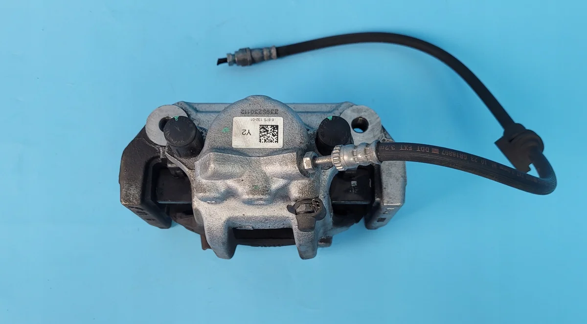 BMW 3 G21 318d Bremssattel Rechts Vorne thumbnail 9