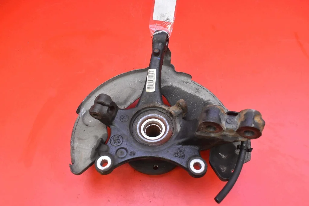 Achsschenkel links Peugeot 508 I 2.0 HDI image 3