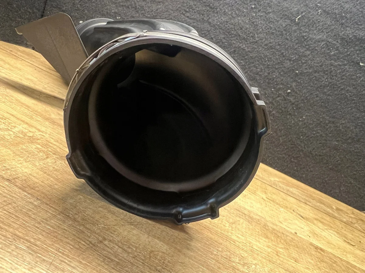 Land Rover Defender L663 Durite d'air M8B29H715BA image 3