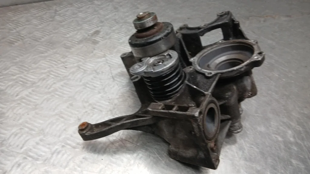 Audi A4 B6 2.0B 00-05 dynamo steun image 6