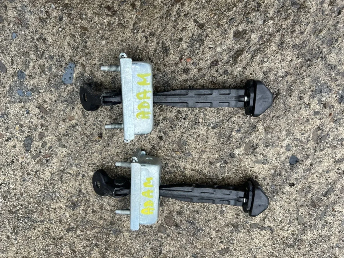 Opel Adam Ogranicznik drzwi 13412390DA