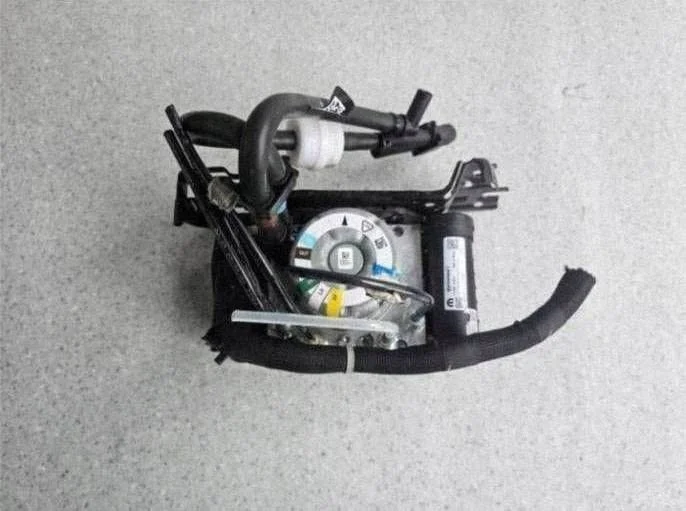 Pompe suspension pneumatique Jeep Grand Cherokee WL 68372518AK
