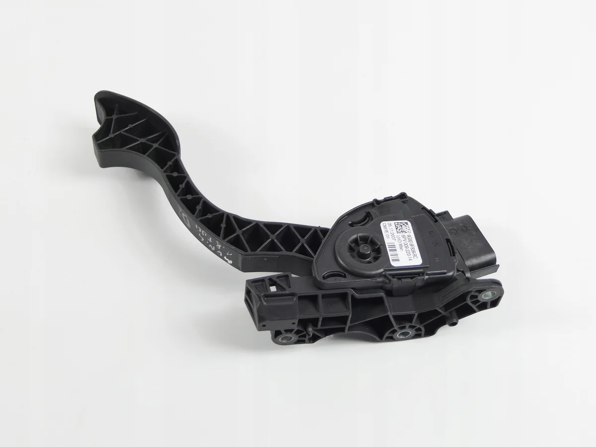 Acelerador Ford Mondeo MK3 III 6G92-9F836-RC image 3
