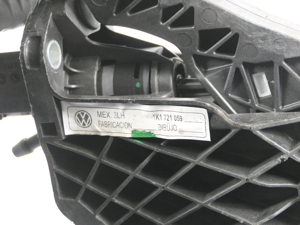 Kupplungspedal VW Jetta V 1K1721059 image 7