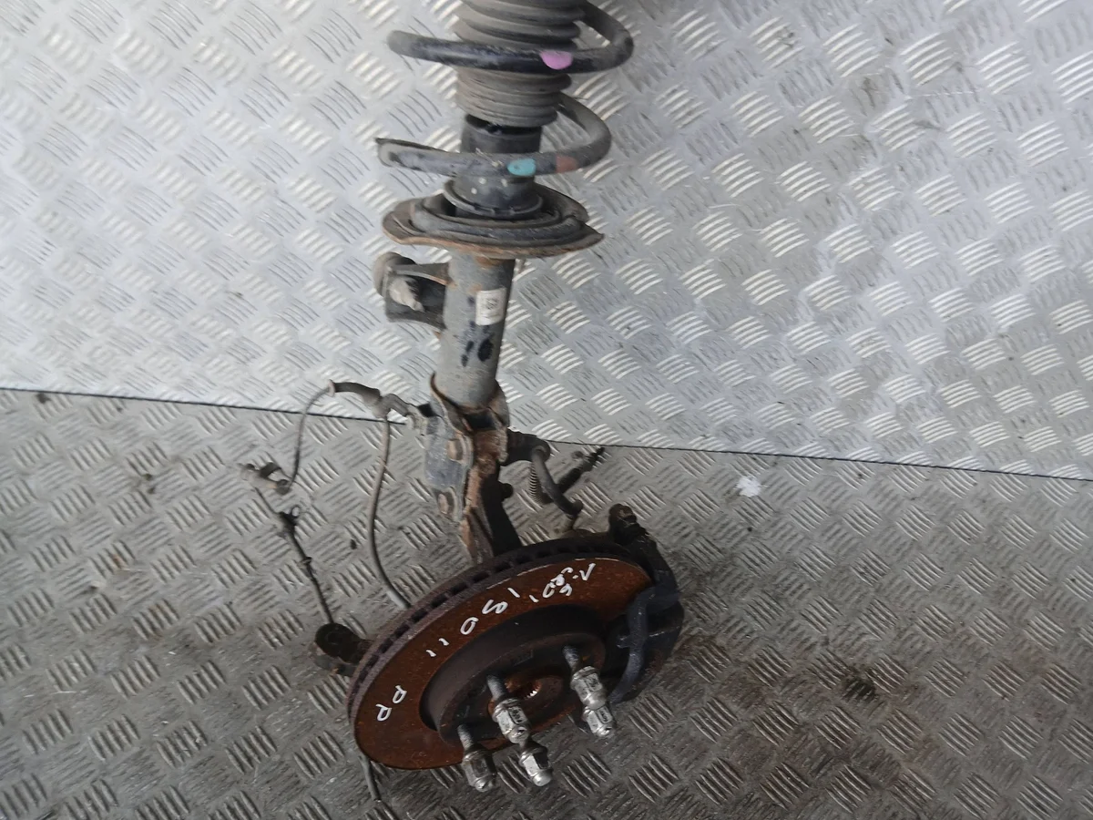 Hyundai i30 II McPherson Achsschenkel vorne rechts image 3