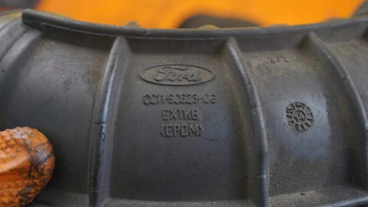 Ford Transit Raccord d'air BK2Q-9424-CD image 4