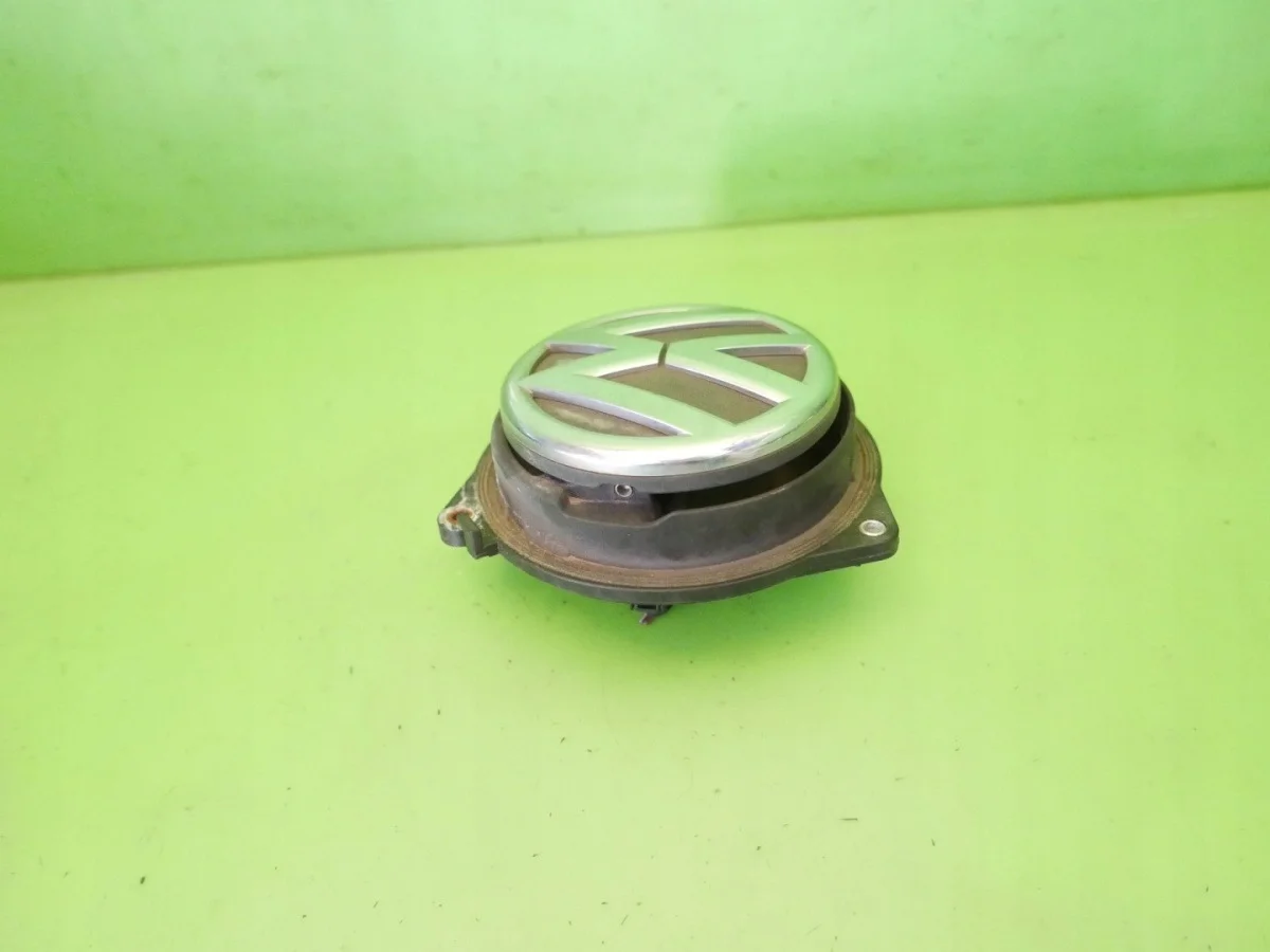 VW Polo V 6R Heckklappen-Griff 6R6827469A image 3