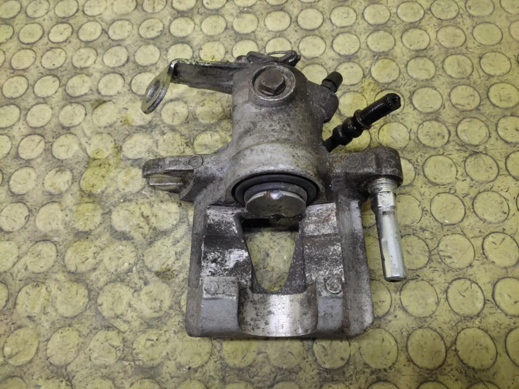 Opel Zafira A Bremssattel Links Hinten image 5
