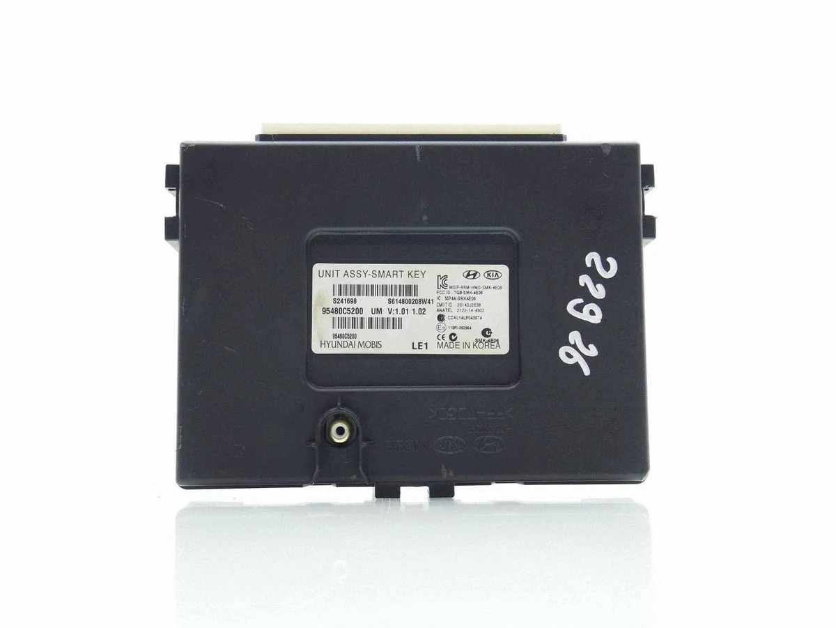 Módulo Keyless Kia Sorento III WAH47946