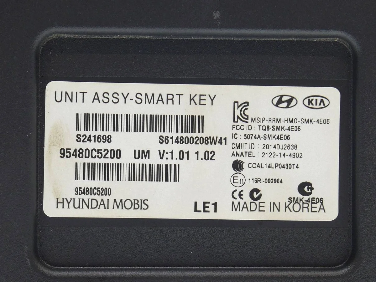 Kia Sorento III Keyless Module WAH47946 image 4
