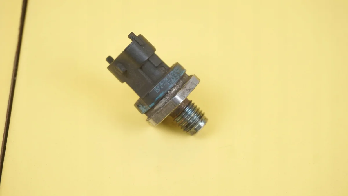 Sensor de presión de combustible 0281006036 Renault Master Movano image 3