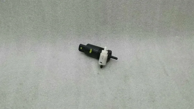 Scheibenwaschpumpe Mercedes W251 W164 MERRCLA08-68422HV image 4