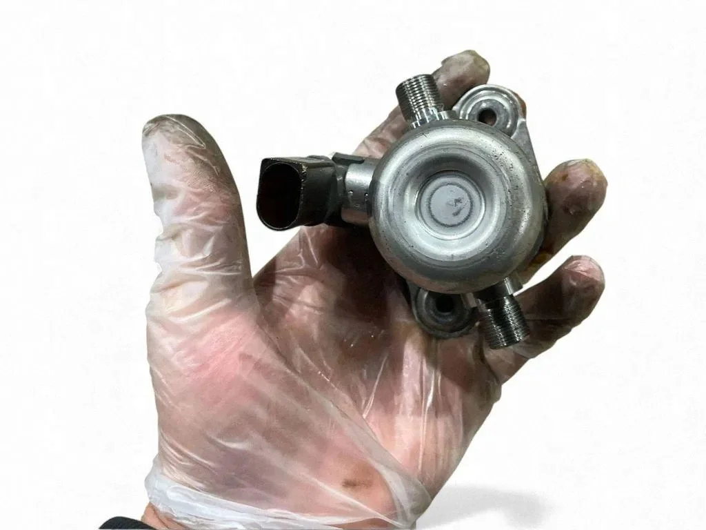 Polttoainepumppu Mercedes A2560701100 thumbnail 1
