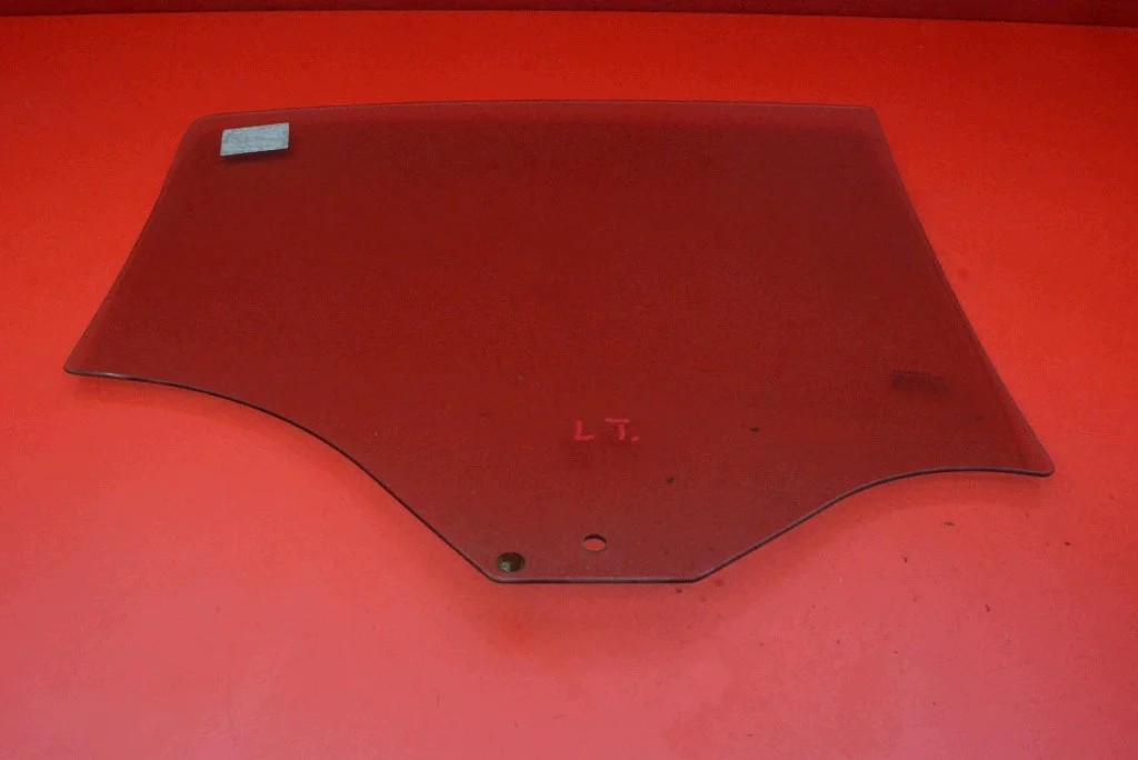 Seitenfenster links hinten Renault Megane 4 image 4