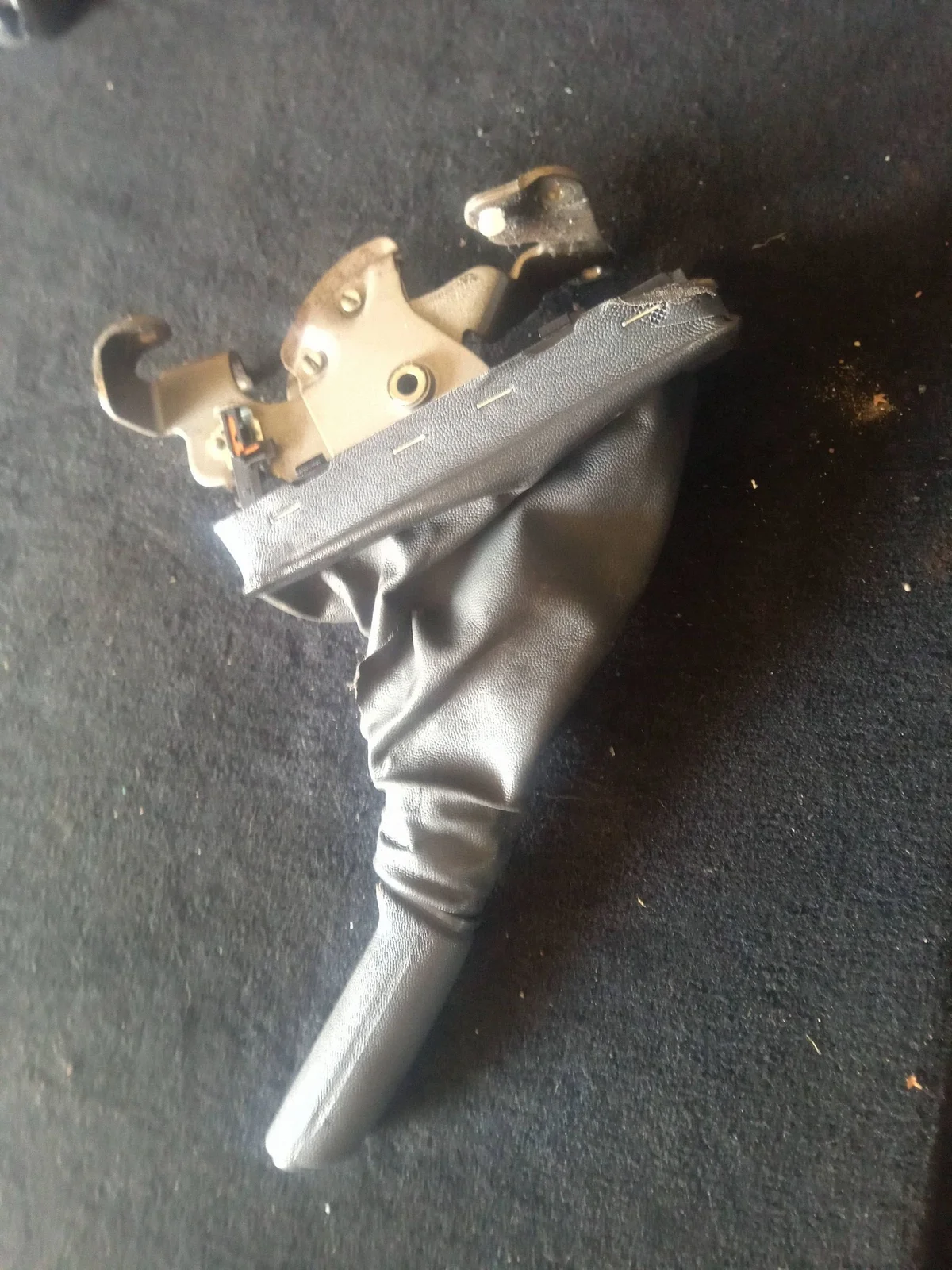 Käsijarrun vipu Opel Corsa C IIQ10852