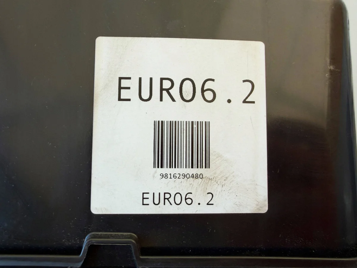 Peugeot Expert AdBlue pomp 9816290480 image 9