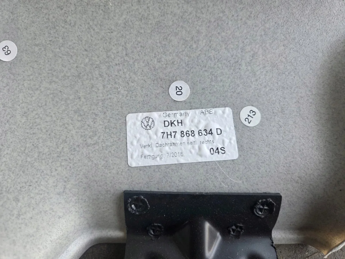 VW T5 T6 California Dachverkleidung links image 4