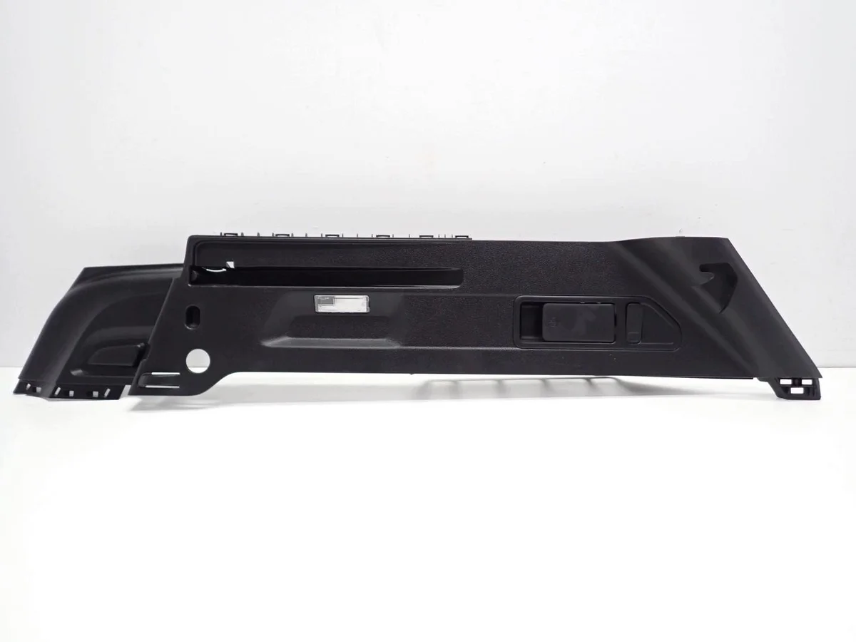 Ford Focus IV Kombi Boot Trim Panel Right JX7B-N46808-ALW