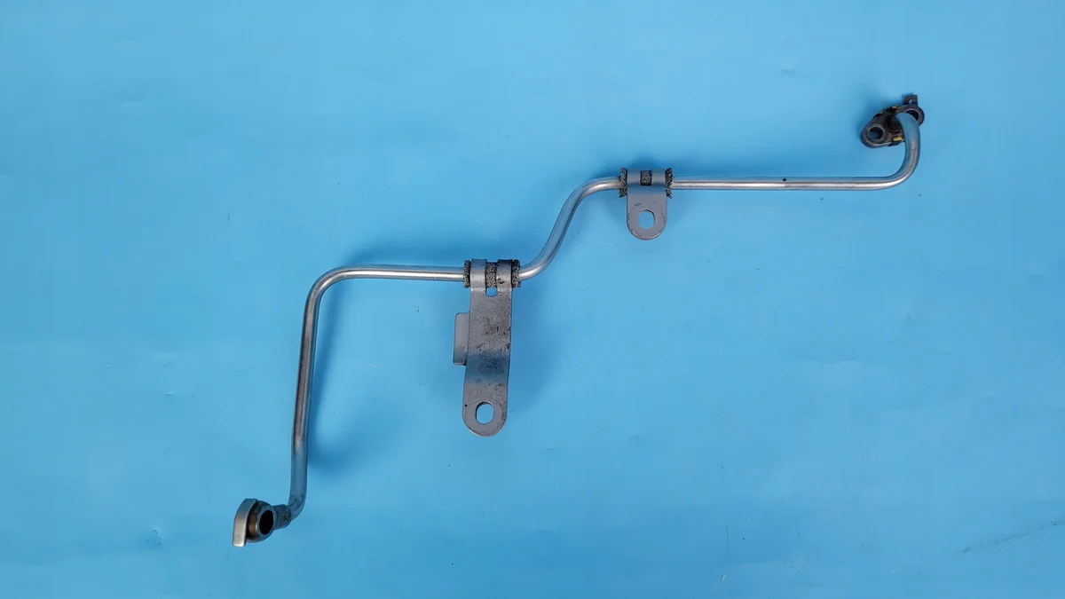 Kia Sorento 1.6T-GDI Lubrication Pipe