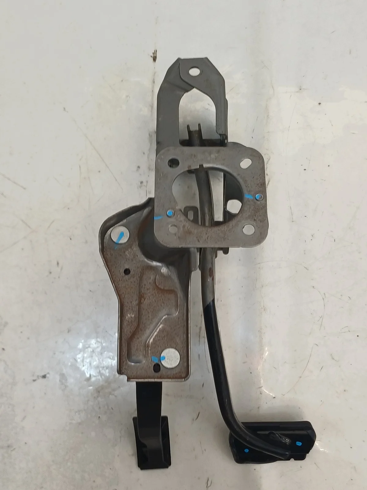 Ford Escape Gas- und Bremspedal LX619F836AB image 8