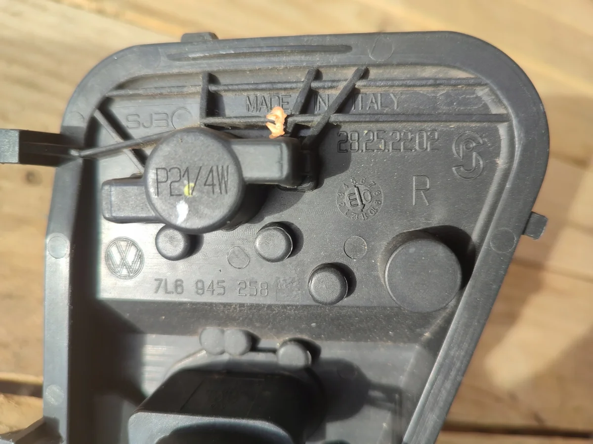 Rückleuchte Rechts VW Touareg I 7L6945258 image 3