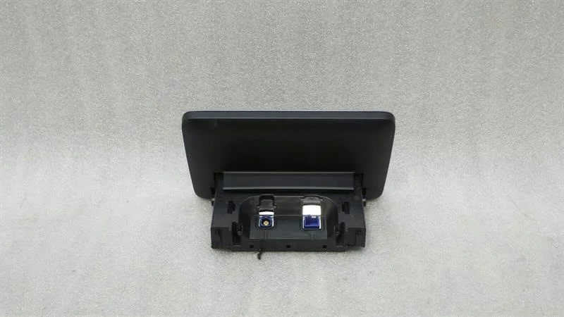 Mercedes C W205 Navigationsdisplay A2059004113 image 6