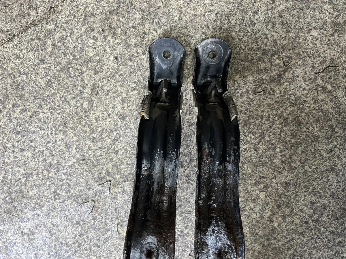 Halter Kraftstoffbehälter Mercedes W211 2114700140-05 image 6