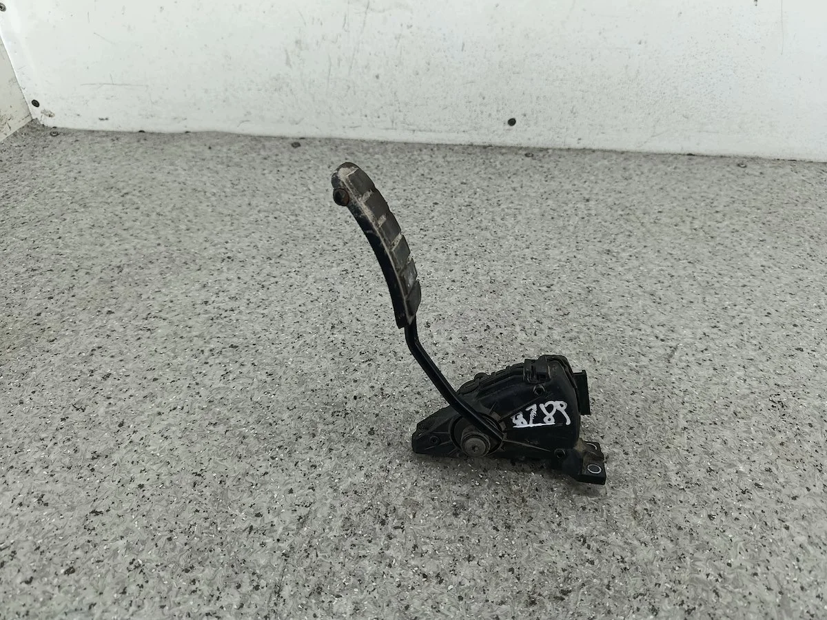 Pedaal gaspedaal Renault Master II 2.5 DCI image 4
