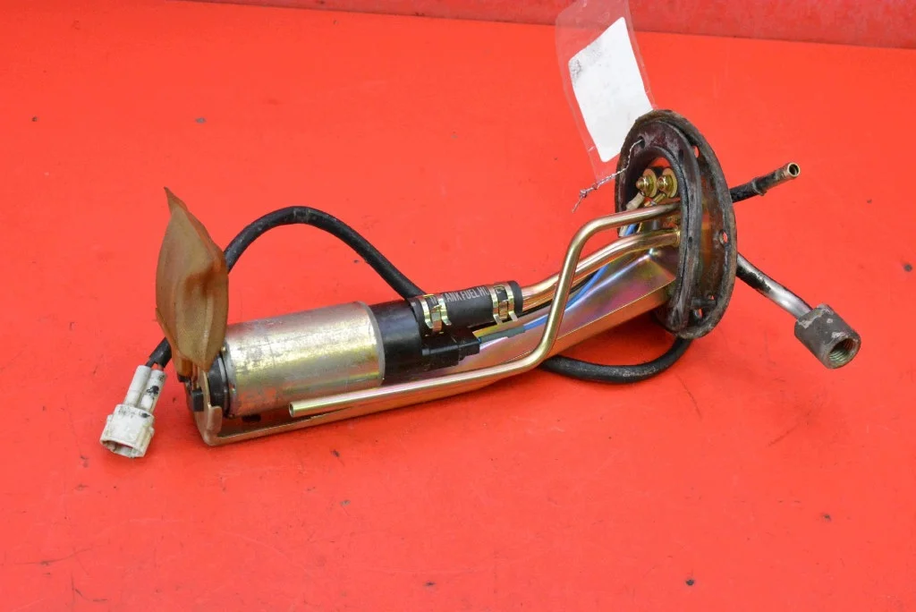 Pompe à carburant Suzuki Vitara 1.6 8V image 4